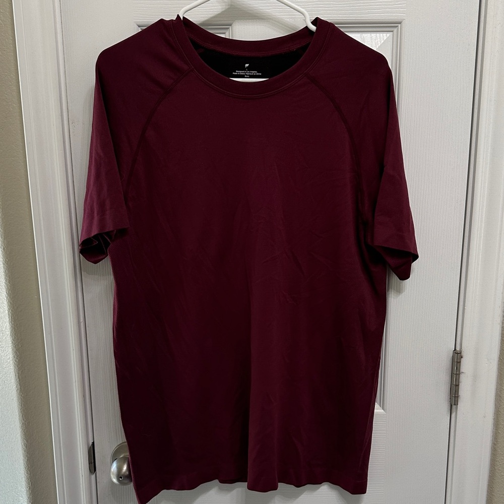 Fabletics Deep Red Short Sleeve Tee
